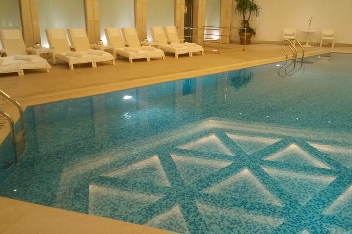 Pool 70 of 114