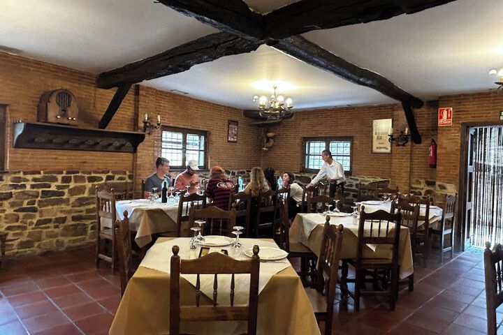 Dining 59 of 108