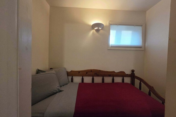 Room 14 of 21