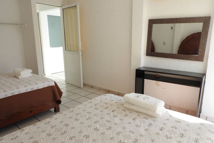Room 4 of 29