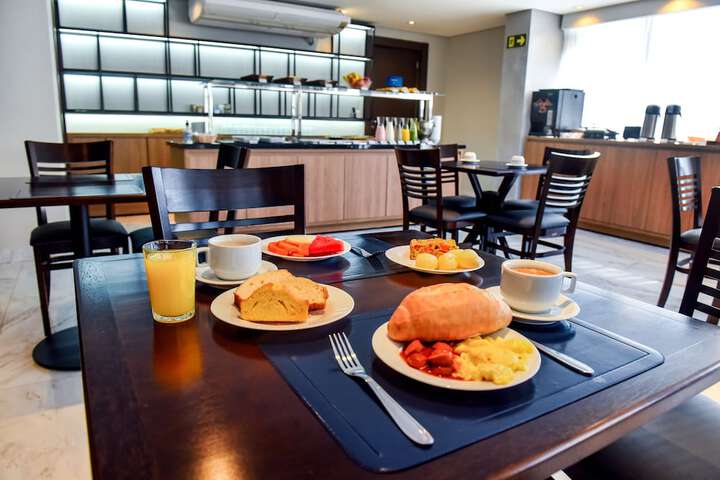 Breakfast/Coffee Service 35 of 54