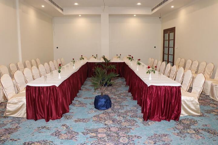 Ballroom/Hall 153 of 164