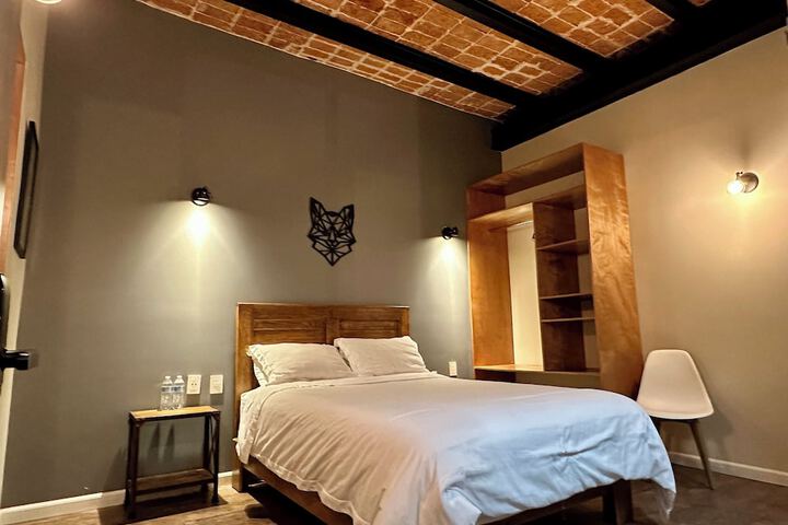 Room 10 of 57