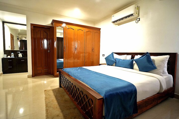Room 12 of 29