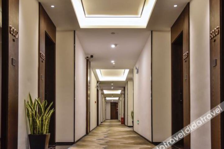 Hotel Interior 9 of 20