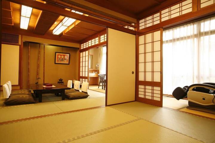 Room 7 of 46