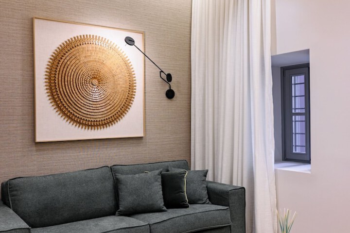 Room 35 of 64