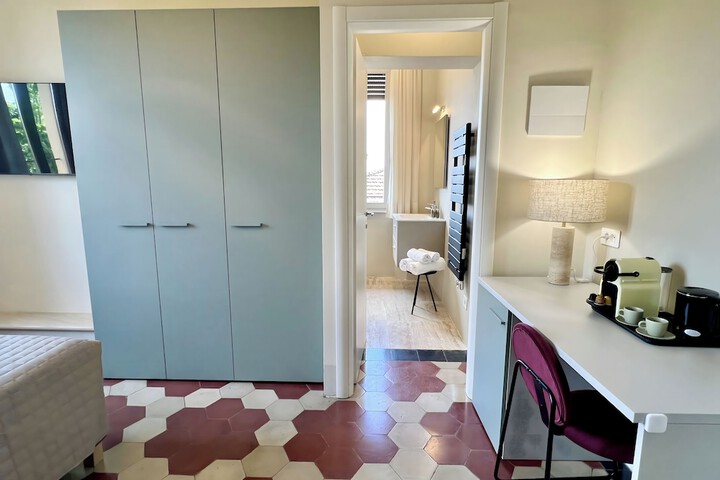Room 28 of 139