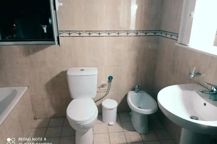 Room 6 of 20