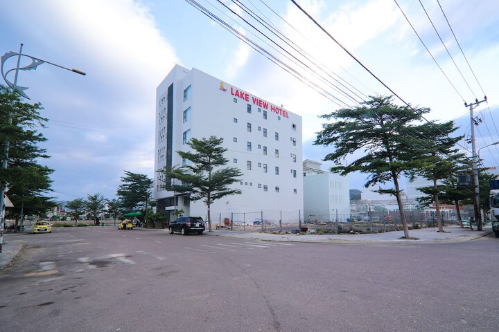 Hotel 73 of 74