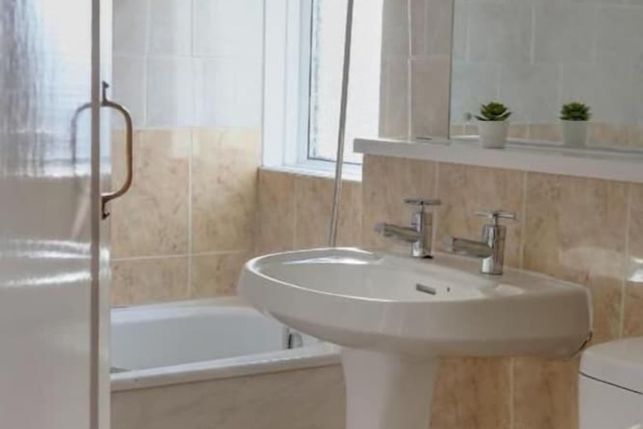 Bath Interior