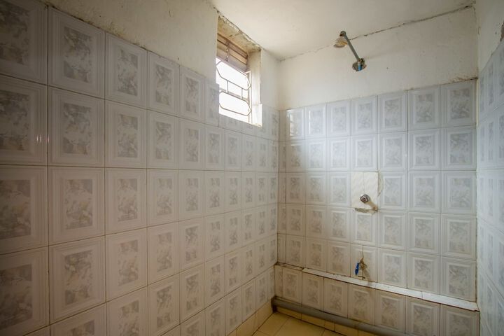 Room 15 of 20
