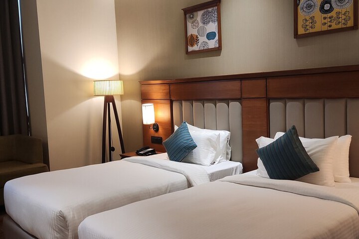 Room 3 of 3