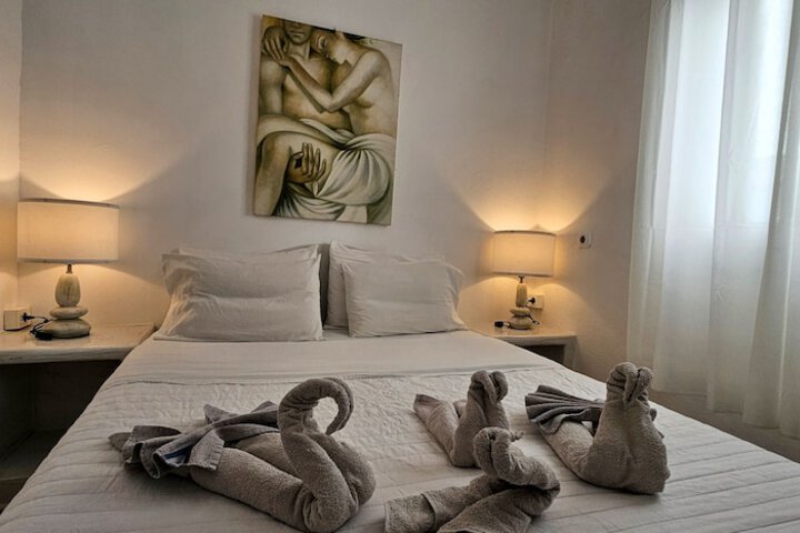 Room 27 of 278