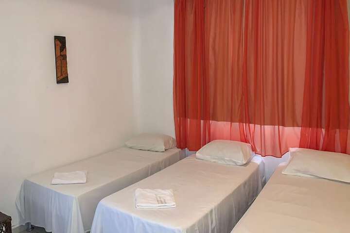 Room 8 of 26