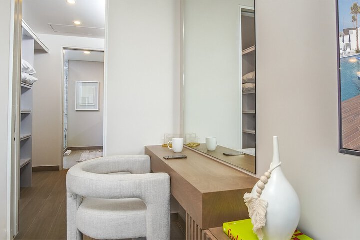 Room 10 of 49
