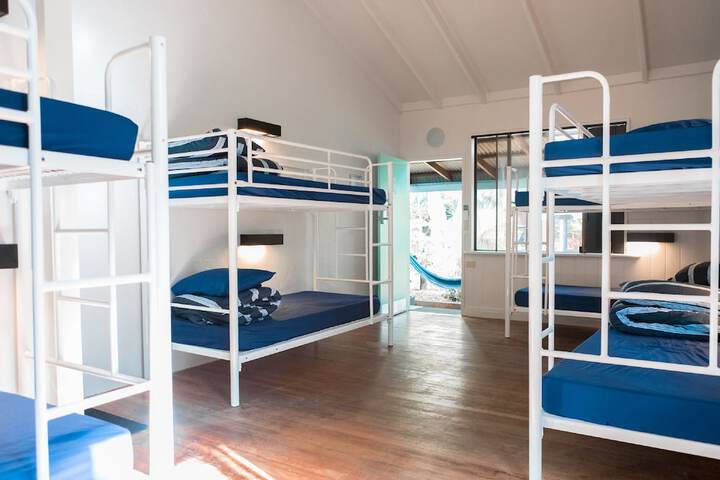 Room 11 of 43