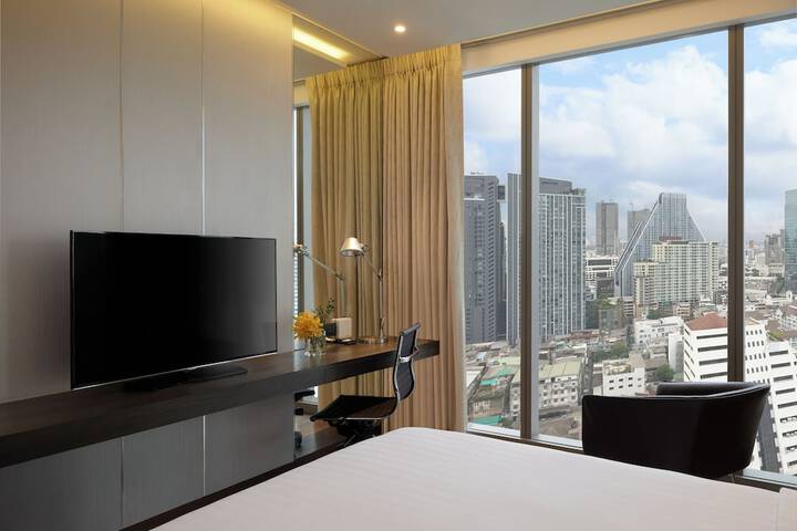 Room 30 of 122