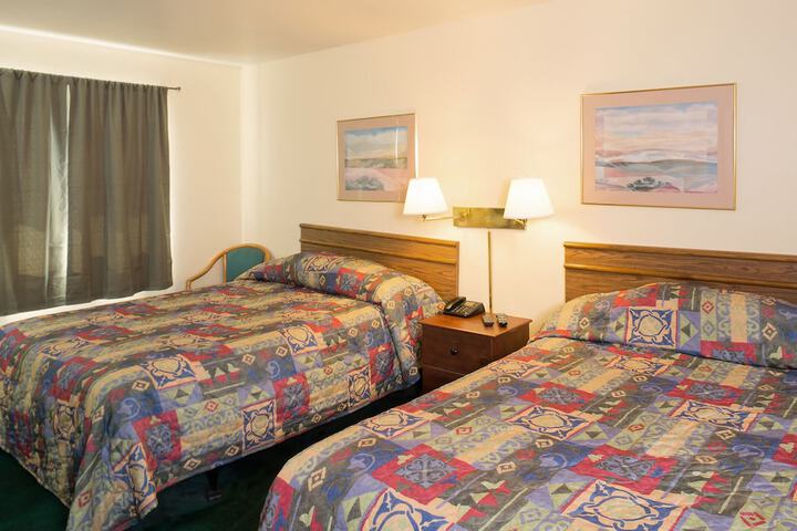 Room 8 of 38
