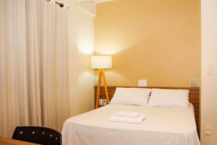 Room 6 of 30
