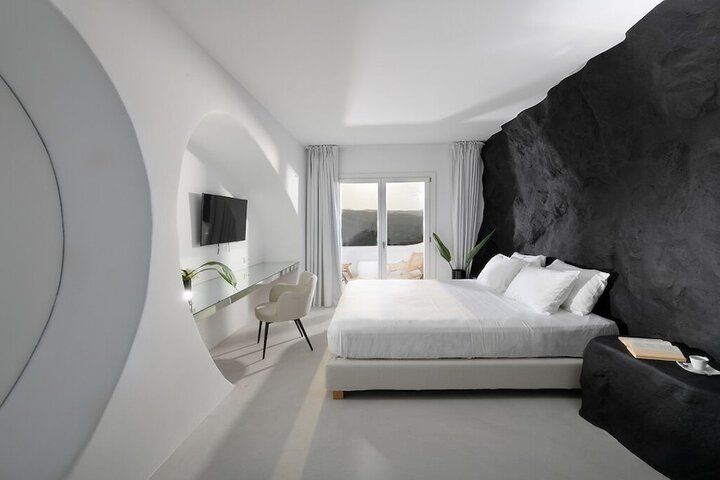 Room 7 of 115