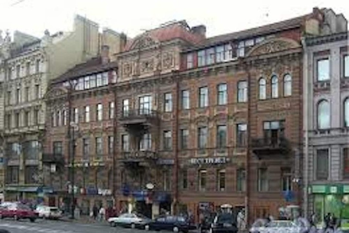 Hotel 2 of 113
