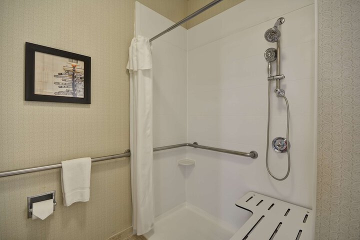Bathroom shower