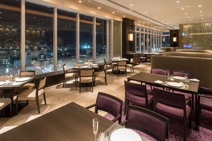 Dining 78 of 130