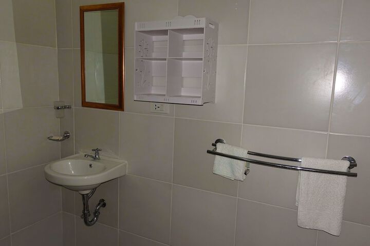 Room 15 of 53