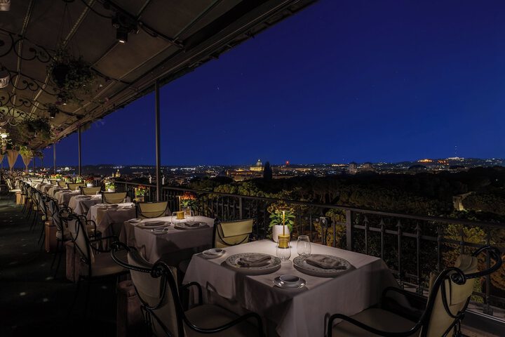 Dining 118 of 158