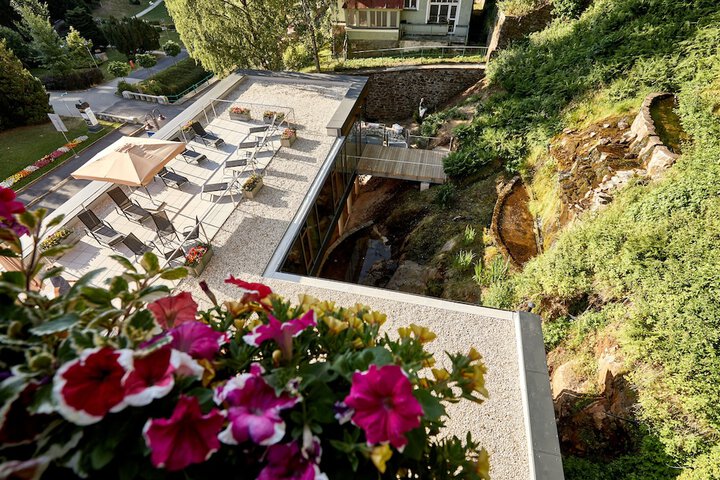 Terrace/Patio 11 of 39