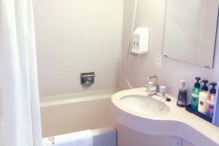 Room 17 of 29