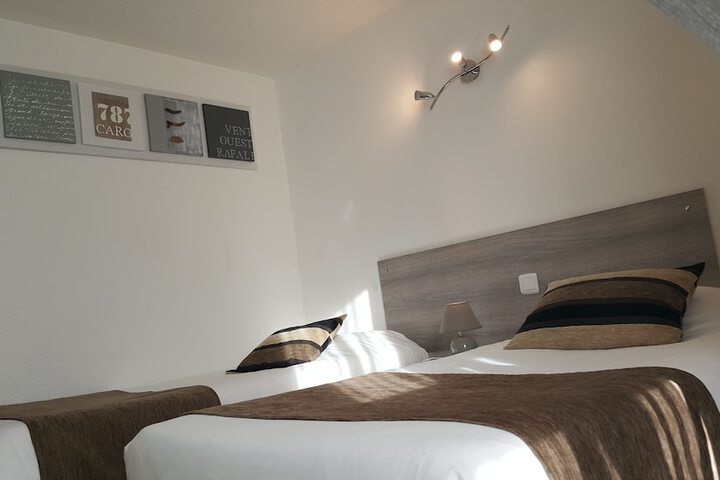 Room 7 of 45