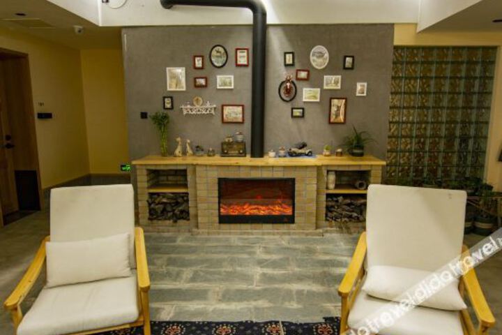 Hotel Interior 10 of 37