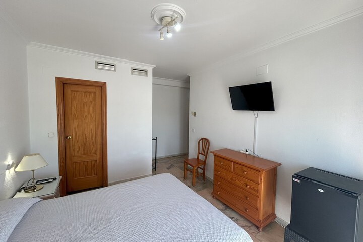 Room 6 of 23