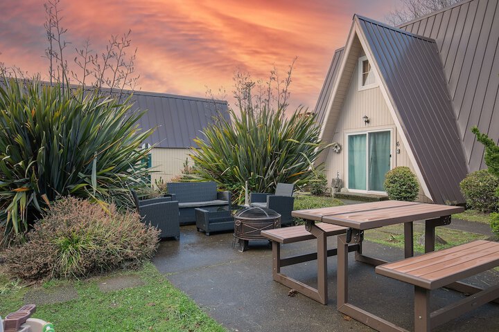 Hotel Exterior 121 of 129