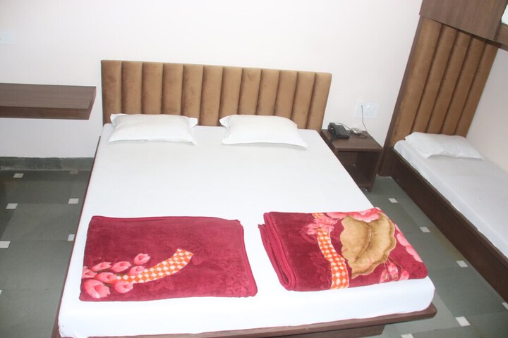 Room 6 of 38