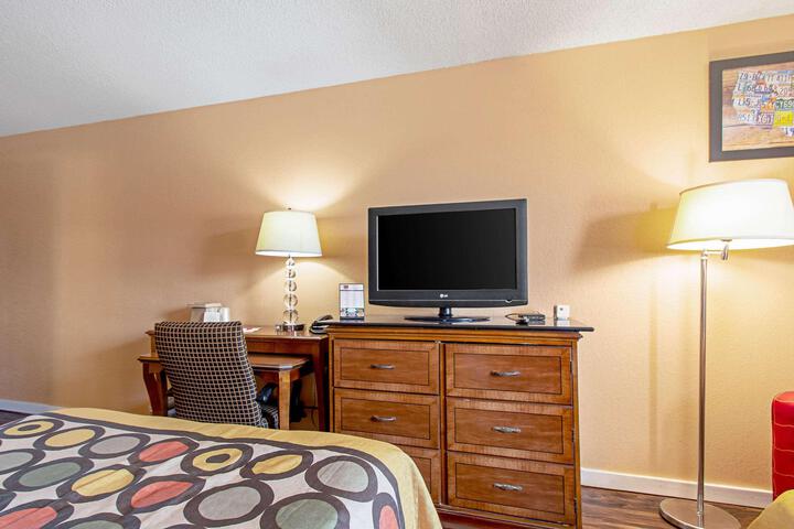 Standard Double Room (6 of 13)