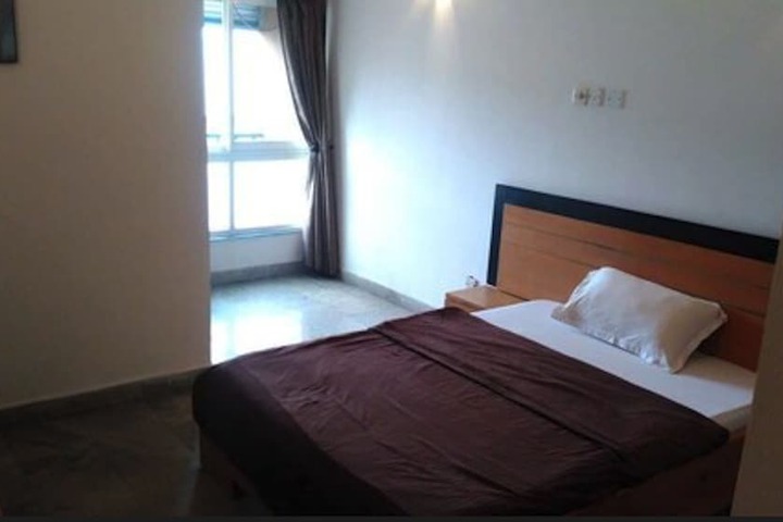 Room 27 of 44