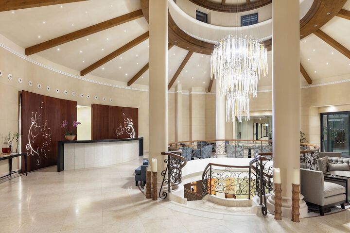 Hotel Lobby