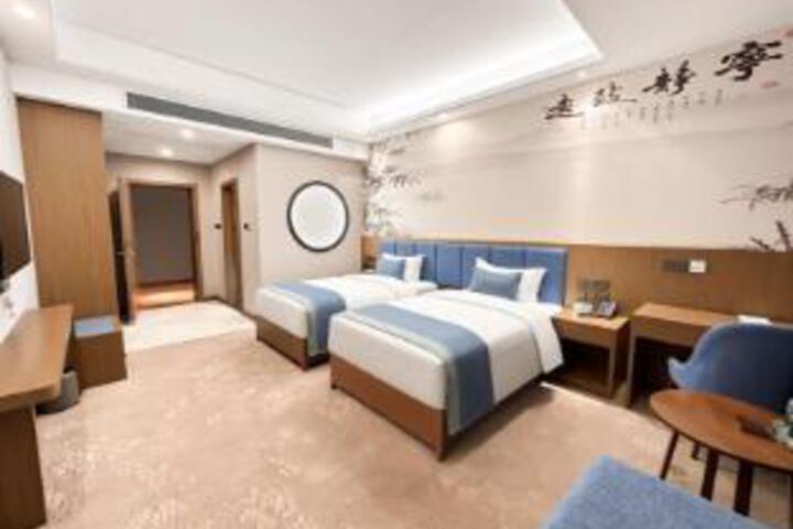 Room 10 of 10