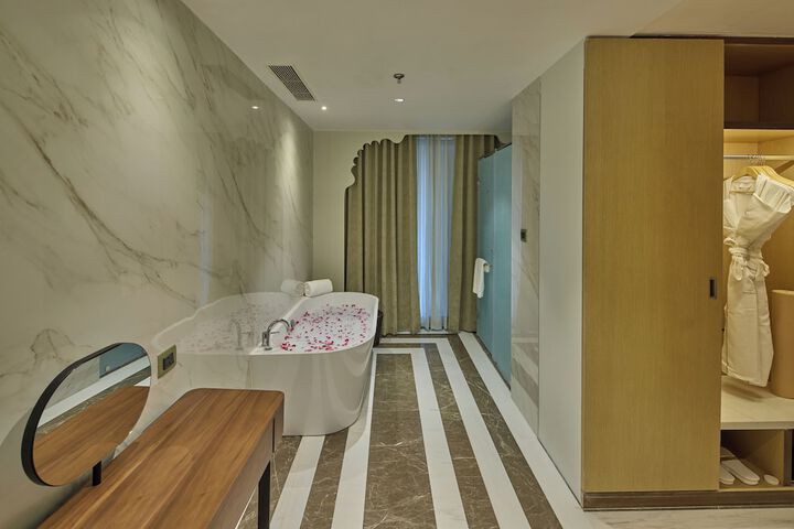 Room 60 of 126