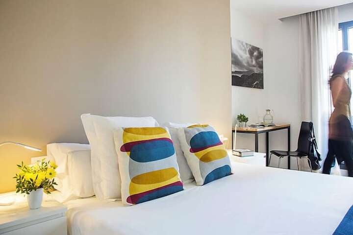 Room 21 of 105