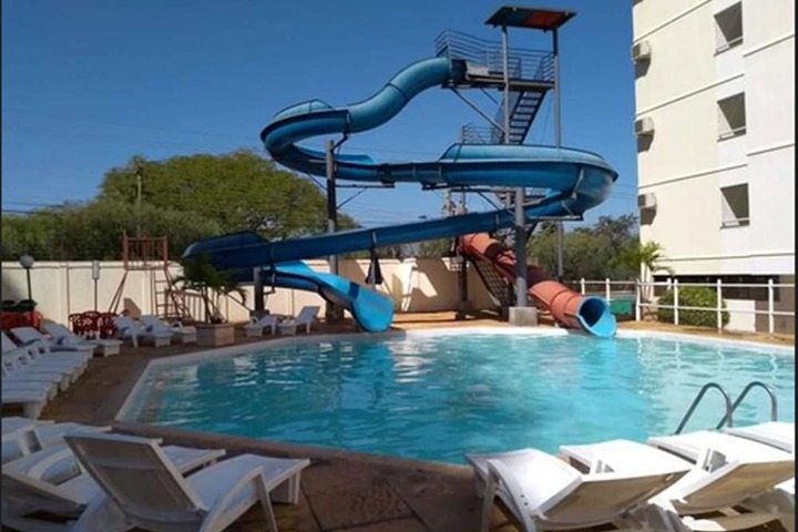 Pool 39 of 55