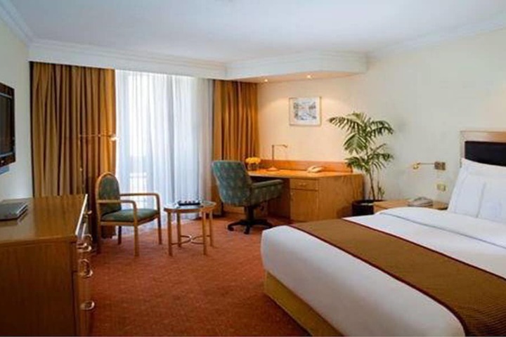 Room 4 of 54