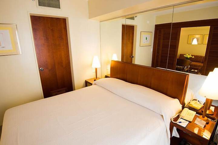 Room 3 of 40