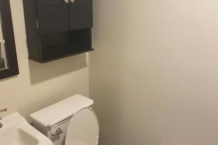 Room 2 of 16