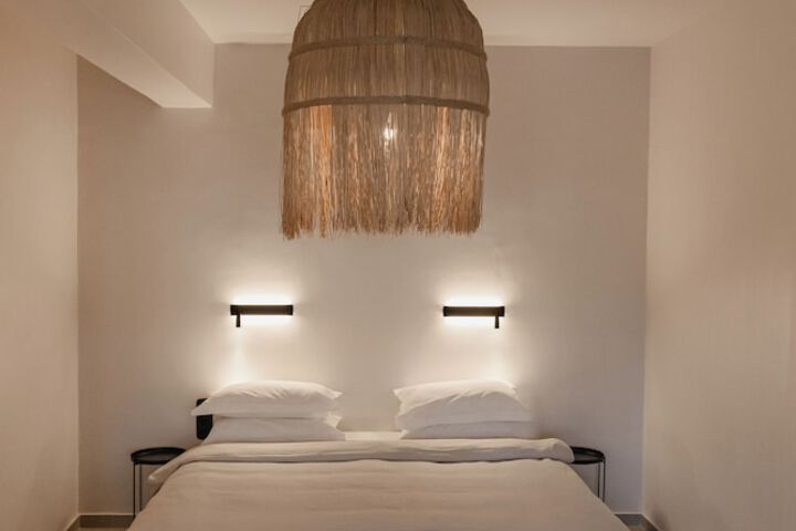 Room 4 of 87