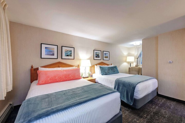 2 Double Beds (7 of 14)
