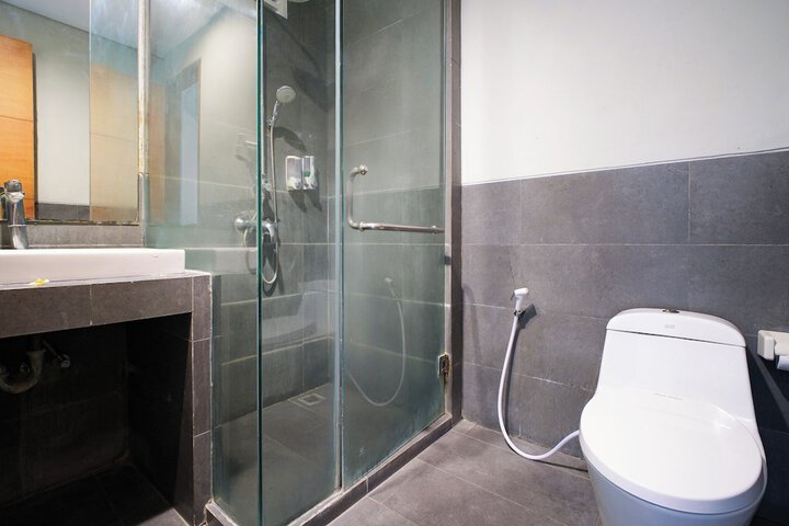 Clean Restrooms